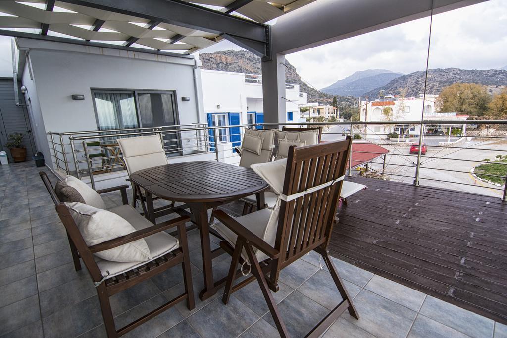 Gonis Suites Палеохора Экстерьер фото